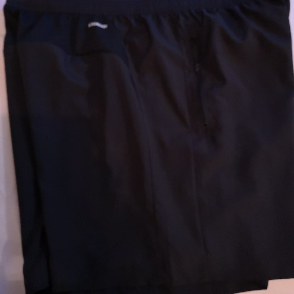 Adidas Aeroready Men's Size 2XL Elastic Waist Black Shorts - Picture 2 of 6